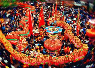 درآمد ۱۰۷ میلیارد دلاری چین از جشنواره گردشگری بهار 1