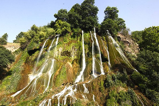 زیبایی‌های آبشار نوژیان لرستان (عکس) 1