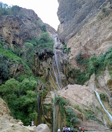 دیدنی های خرم آباد: «آبشار نوژیان» 1