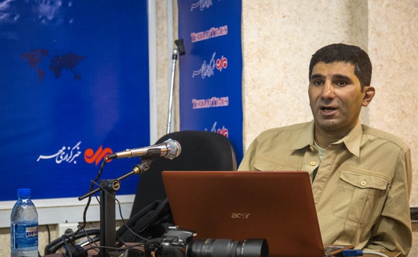 افشین والینژاد