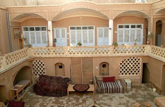 اقامتگاه بومی