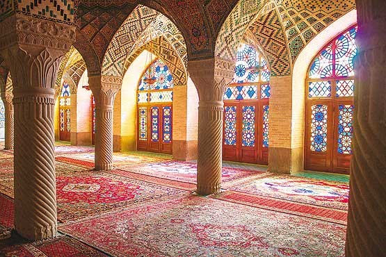 تصویر گردشگری مذهبـی در شیـراز