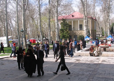 کاخ نیاوران