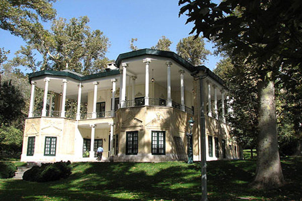 کاخ موزه های نیاوران